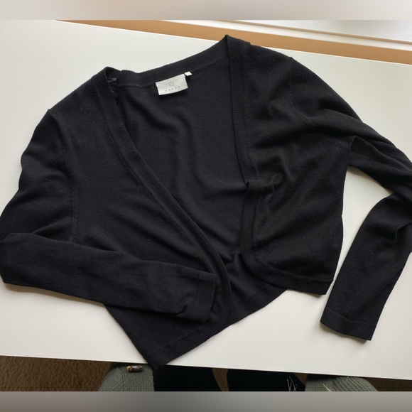 KAFFE ASTRID BOLERO in Black Medium - Picture 5 of 12
